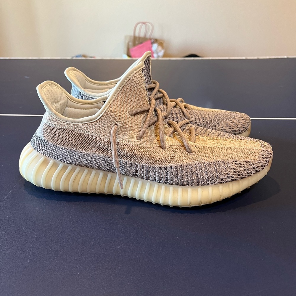 Yeezy 350 V2 Ash Pearl 11.5
